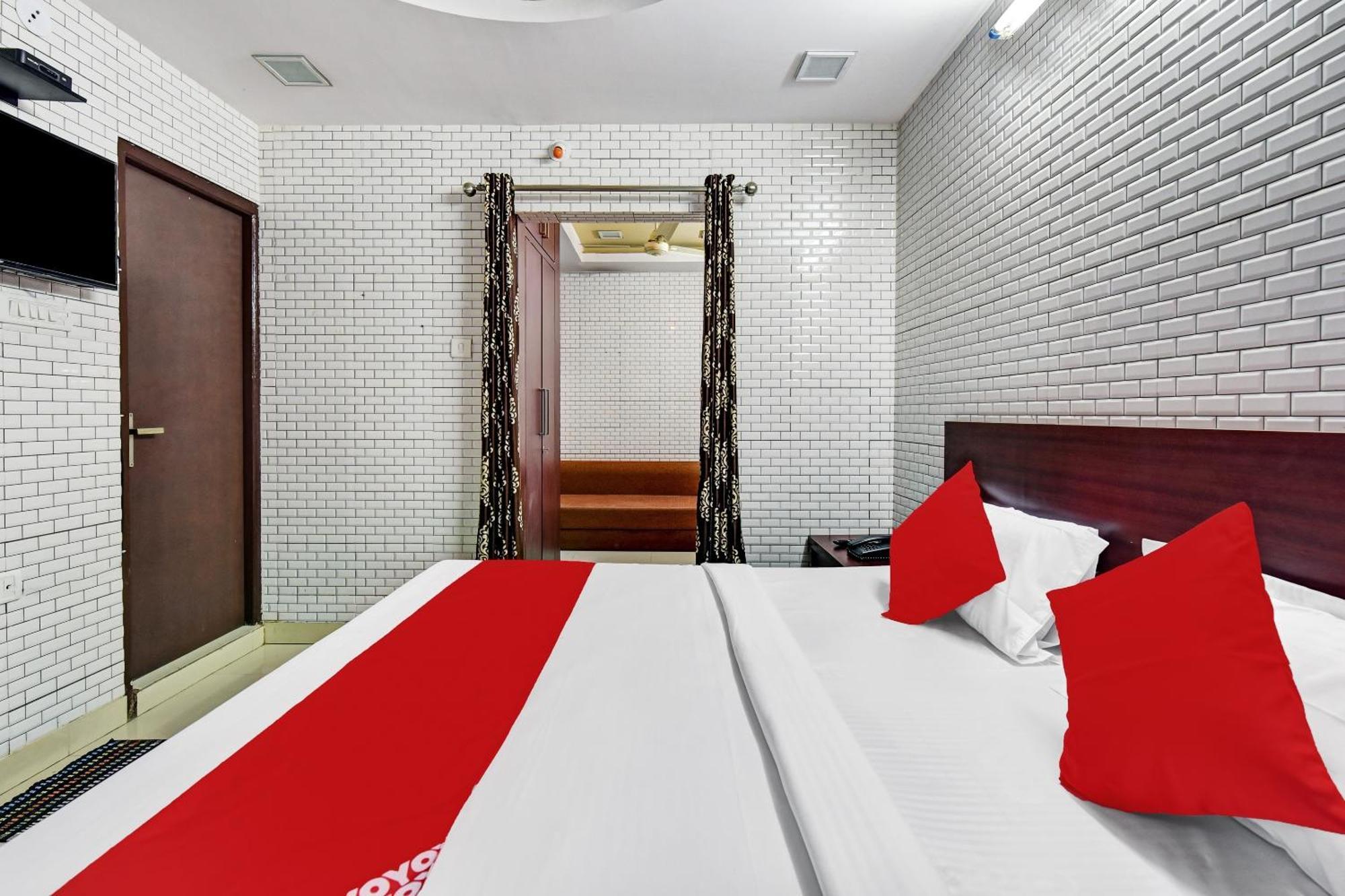 Hotel O Eleven Hotel & Banquet Kota  Esterno foto